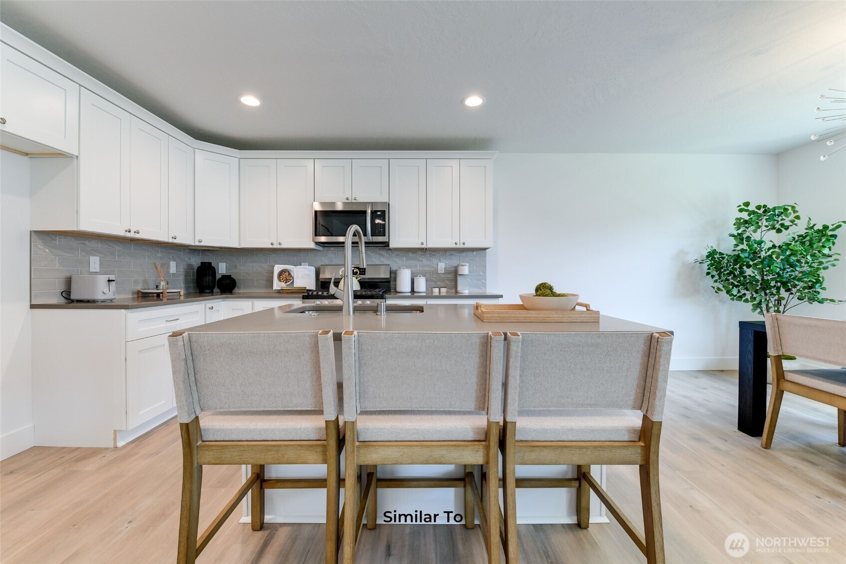 320 N Montana Street , Moses Lake, WA 98837