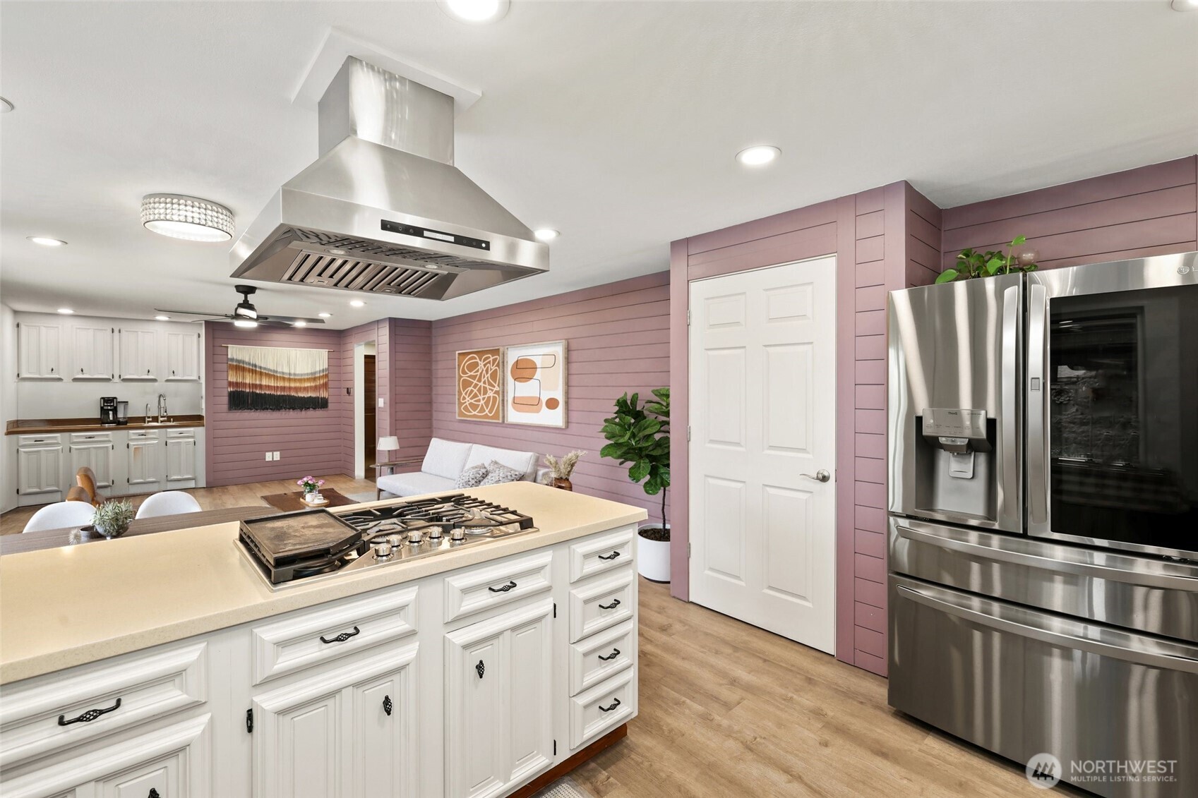 8930 Park Ridge Drive W, University Place, WA 98467