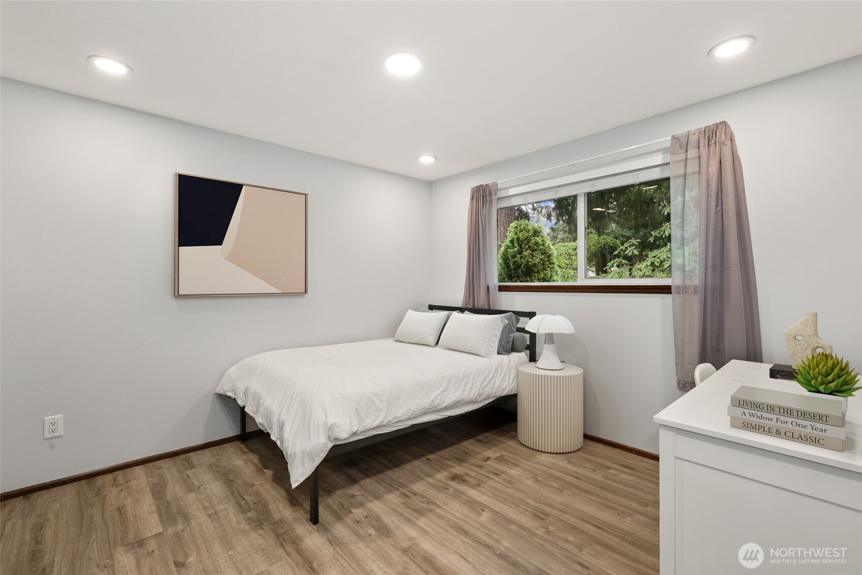 8930 Park Ridge Drive W, University Place, WA 98467