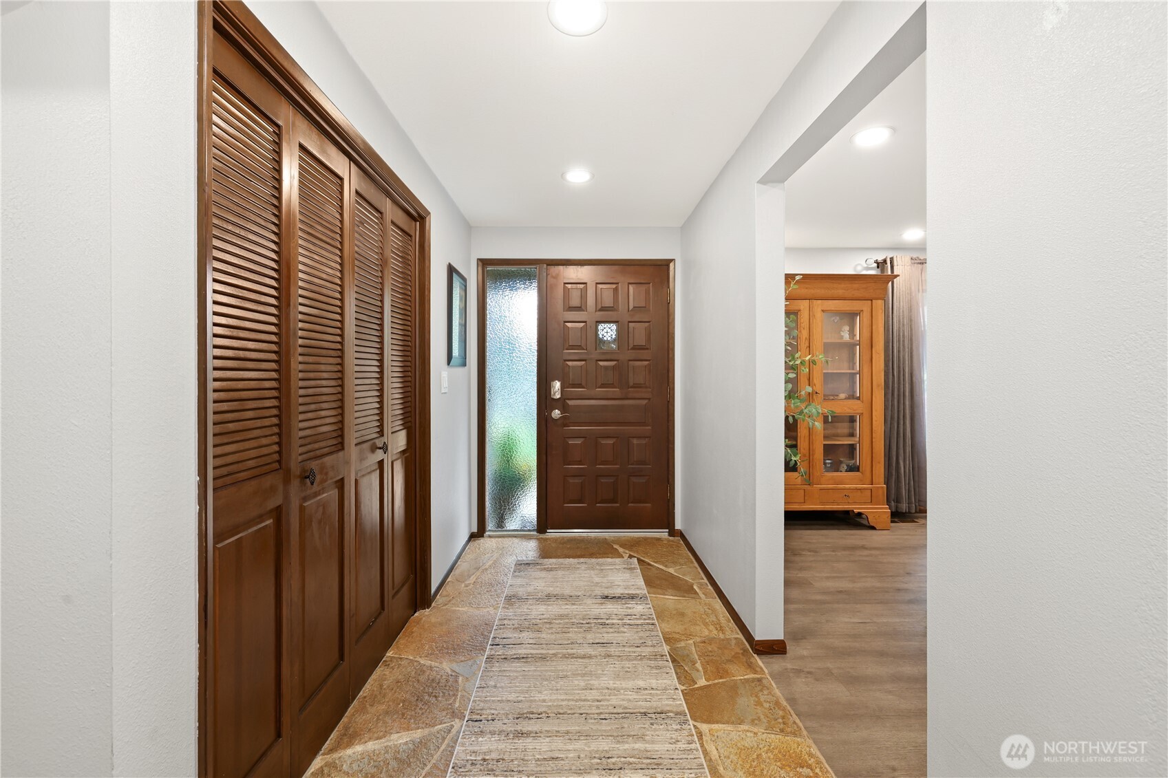 8930 Park Ridge Drive W, University Place, WA 98467