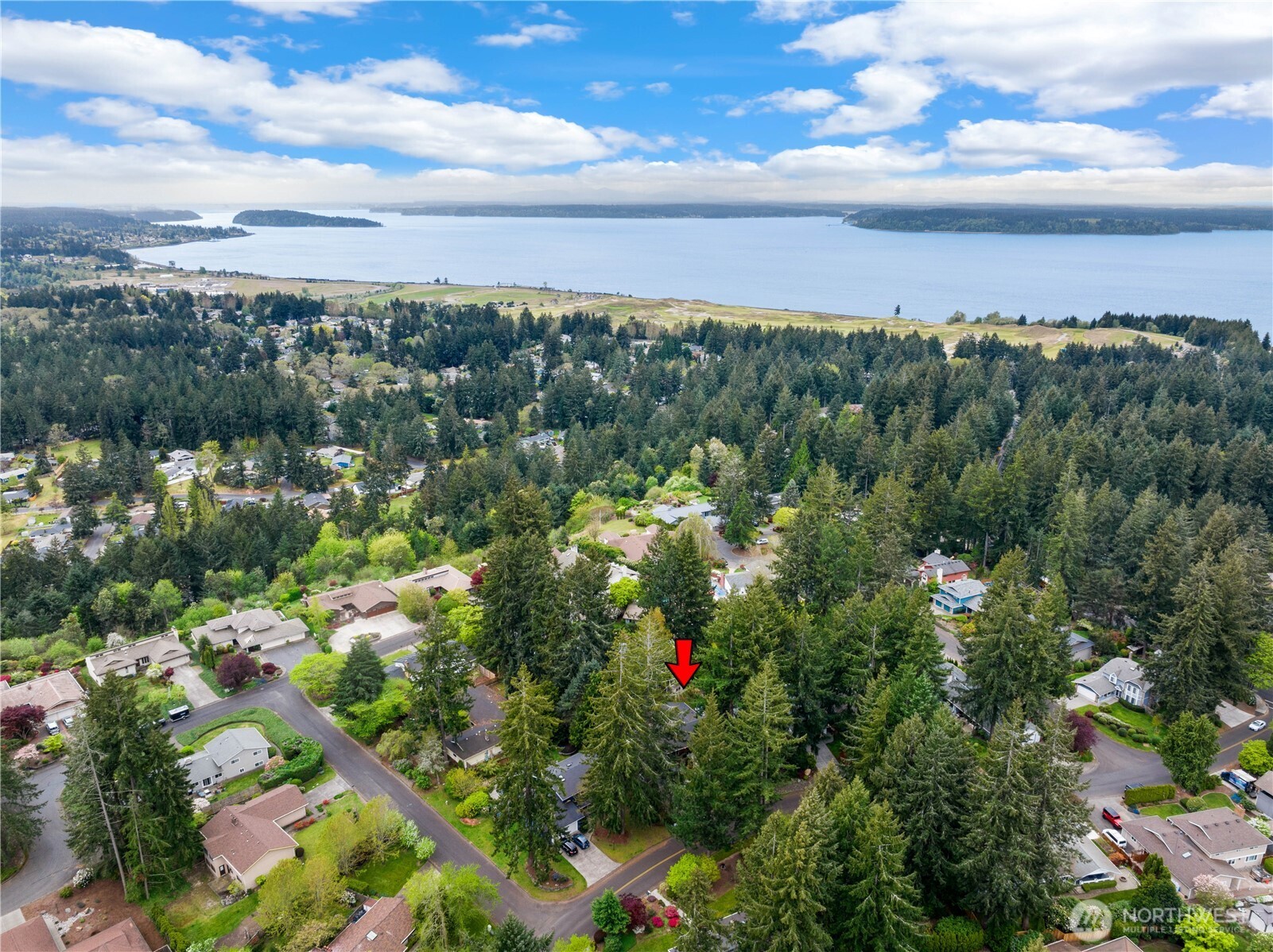 8930 Park Ridge Drive W, University Place, WA 98467