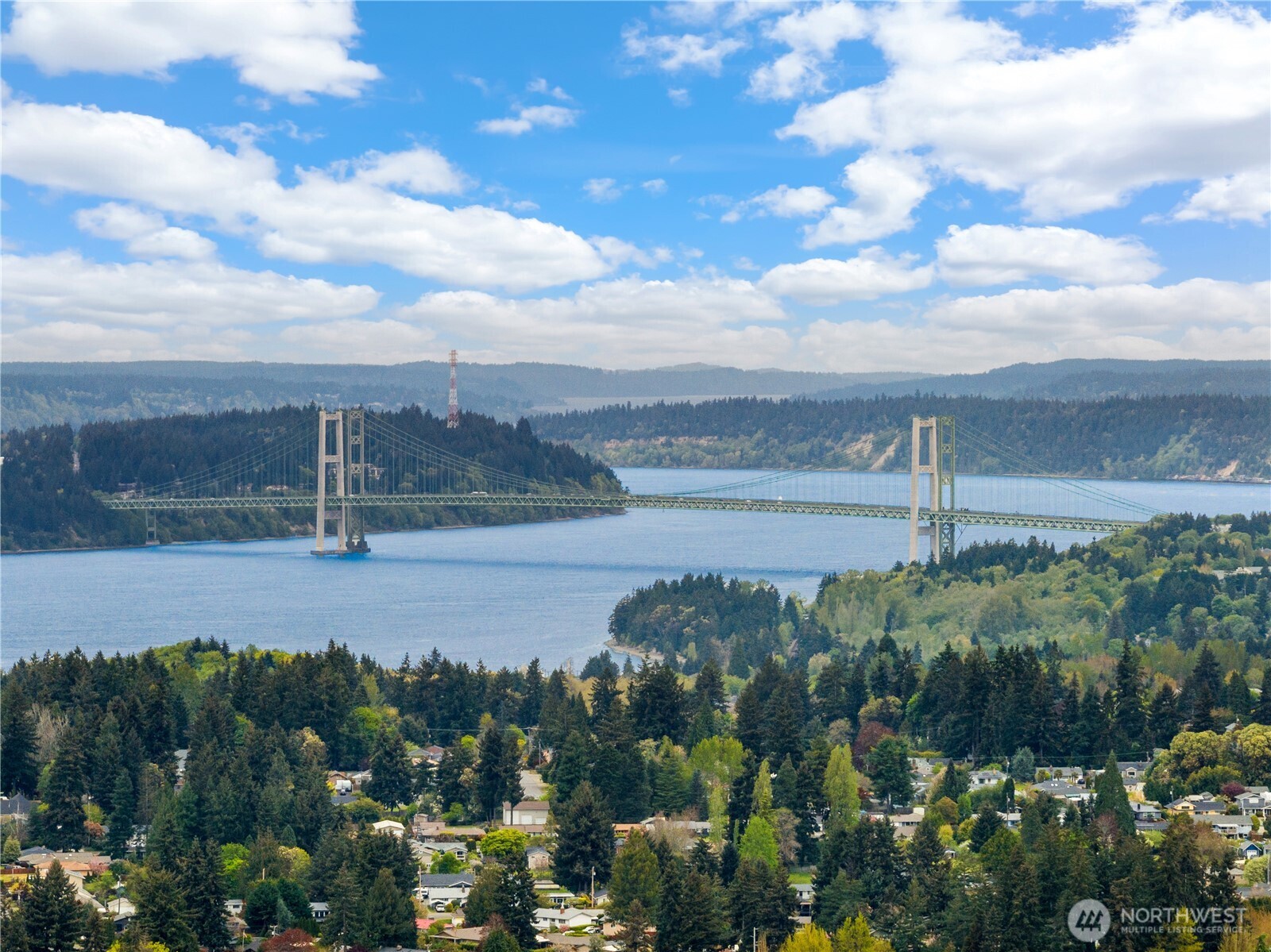 8930 Park Ridge Drive W, University Place, WA 98467