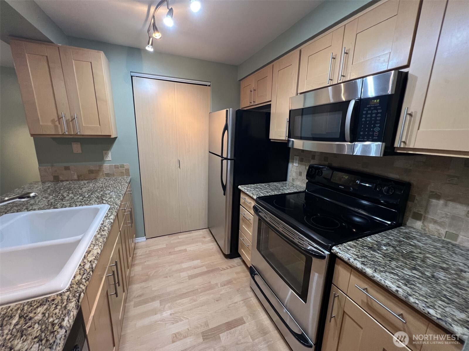 6960 California Avenue SW #A308, Seattle, WA 98136
