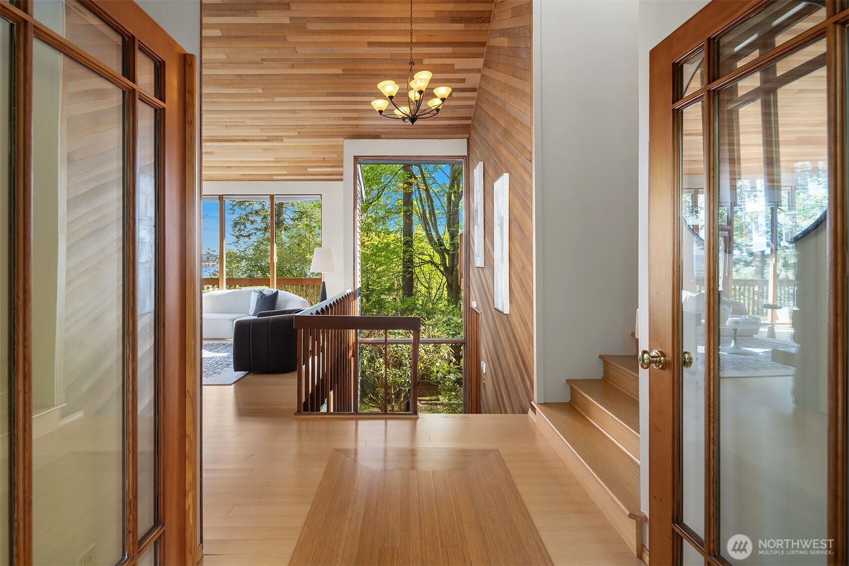7931 E Mercer Way , Mercer Island, WA 98040