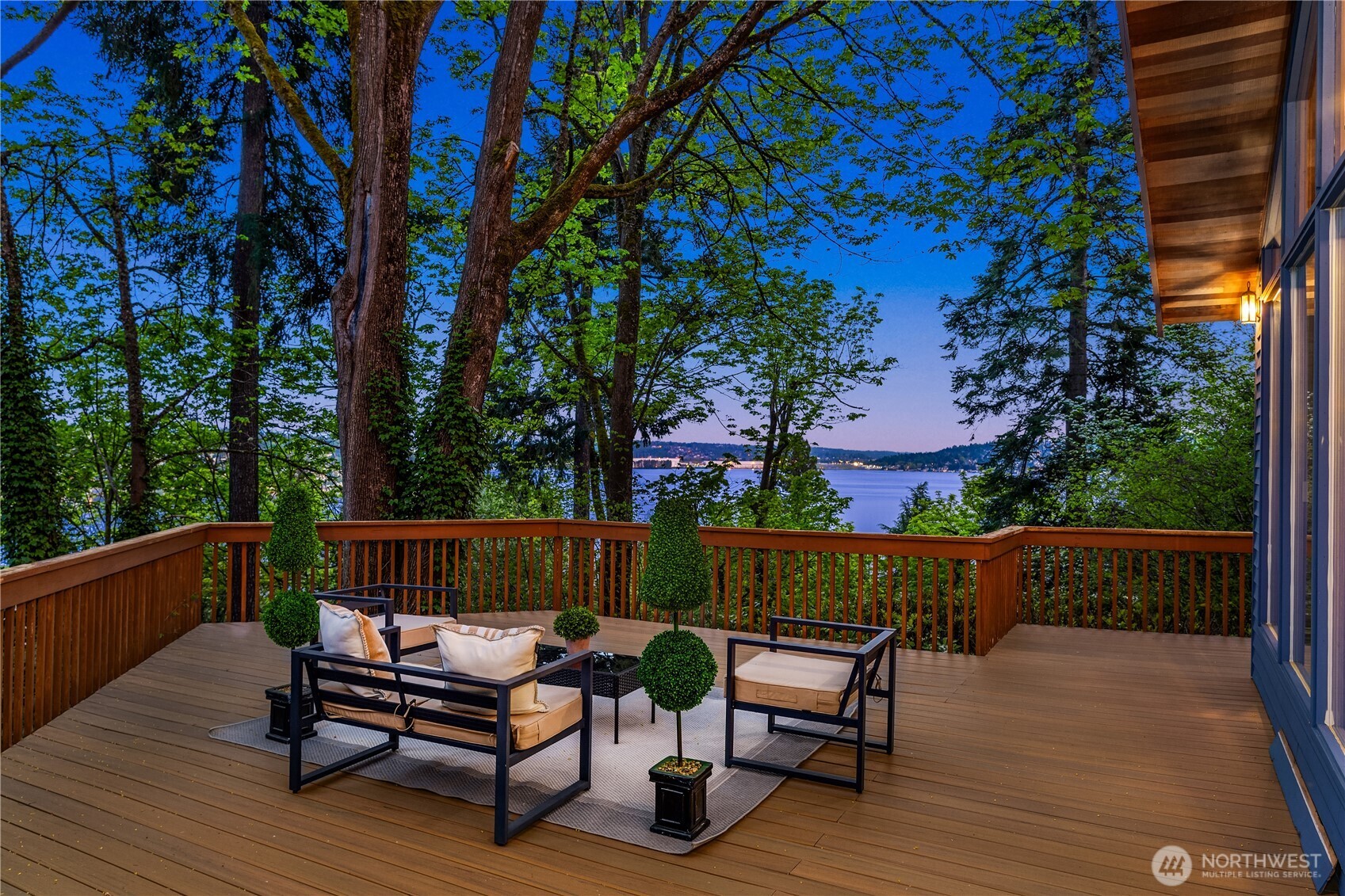 7931 E Mercer Way , Mercer Island, WA 98040