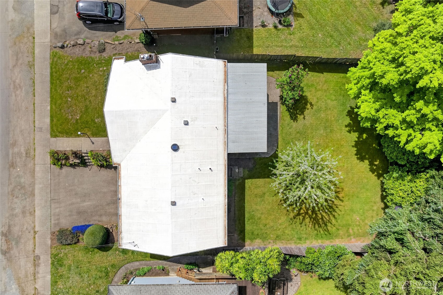 13321 28th Avenue NE, Seattle, WA 98125