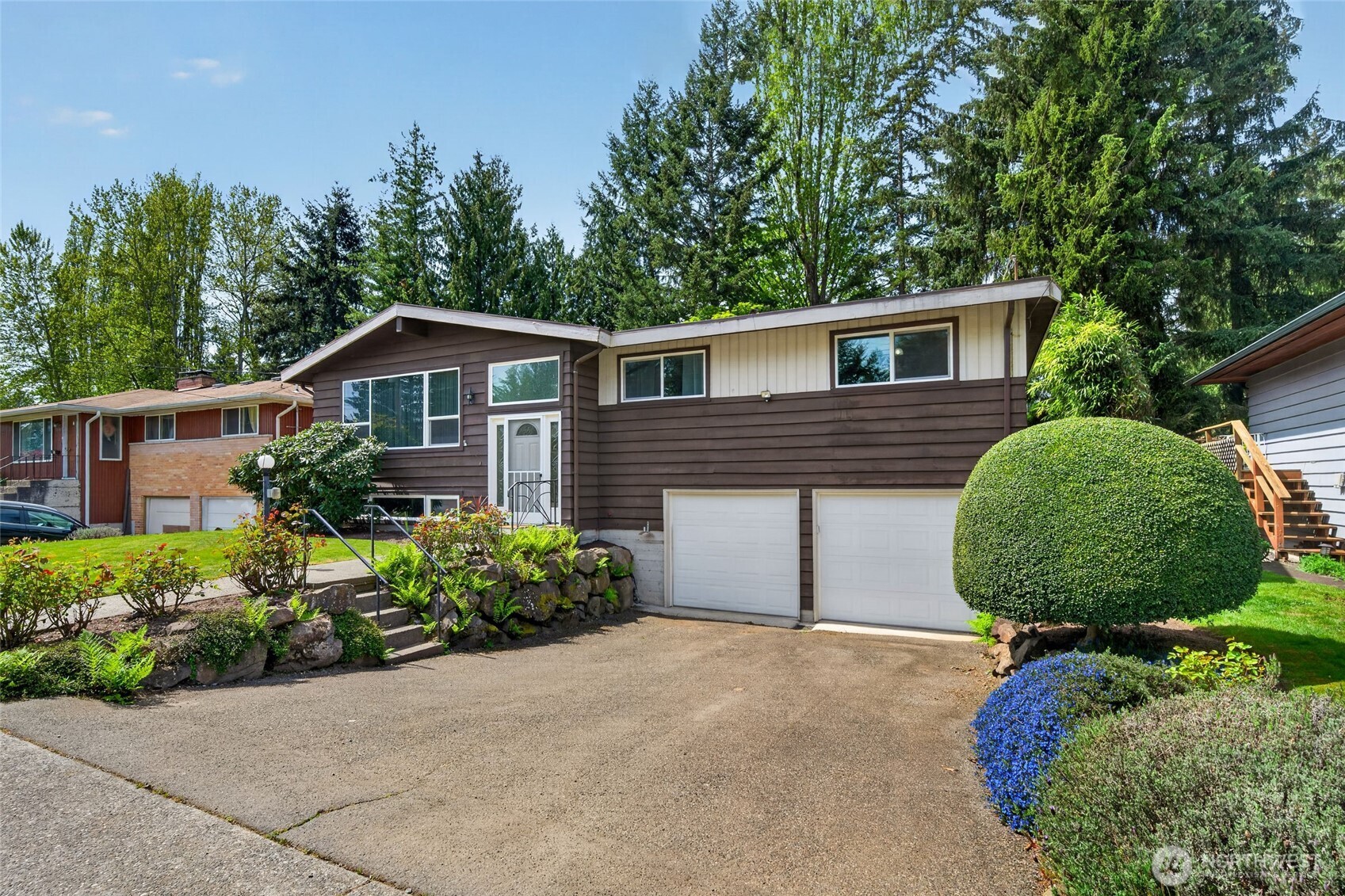 13321 28th Avenue NE, Seattle, WA 98125
