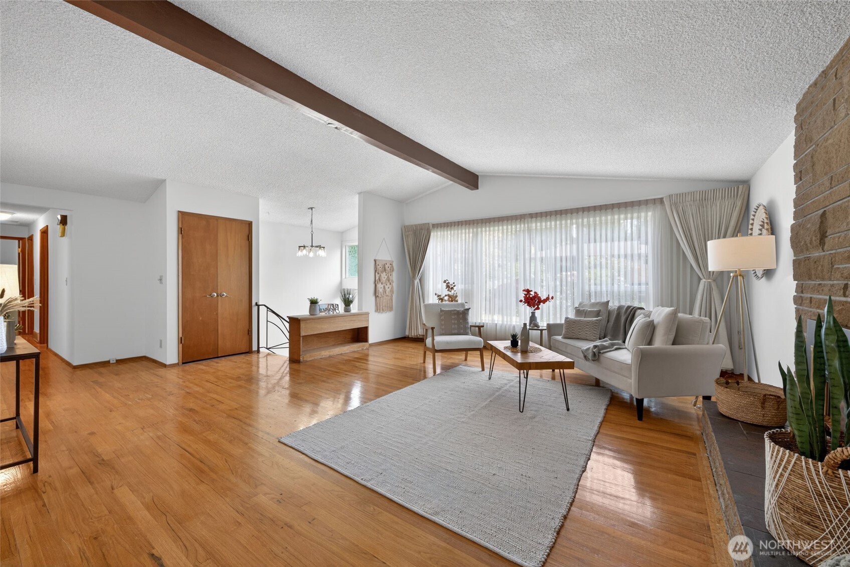 13321 28th Avenue NE, Seattle, WA 98125
