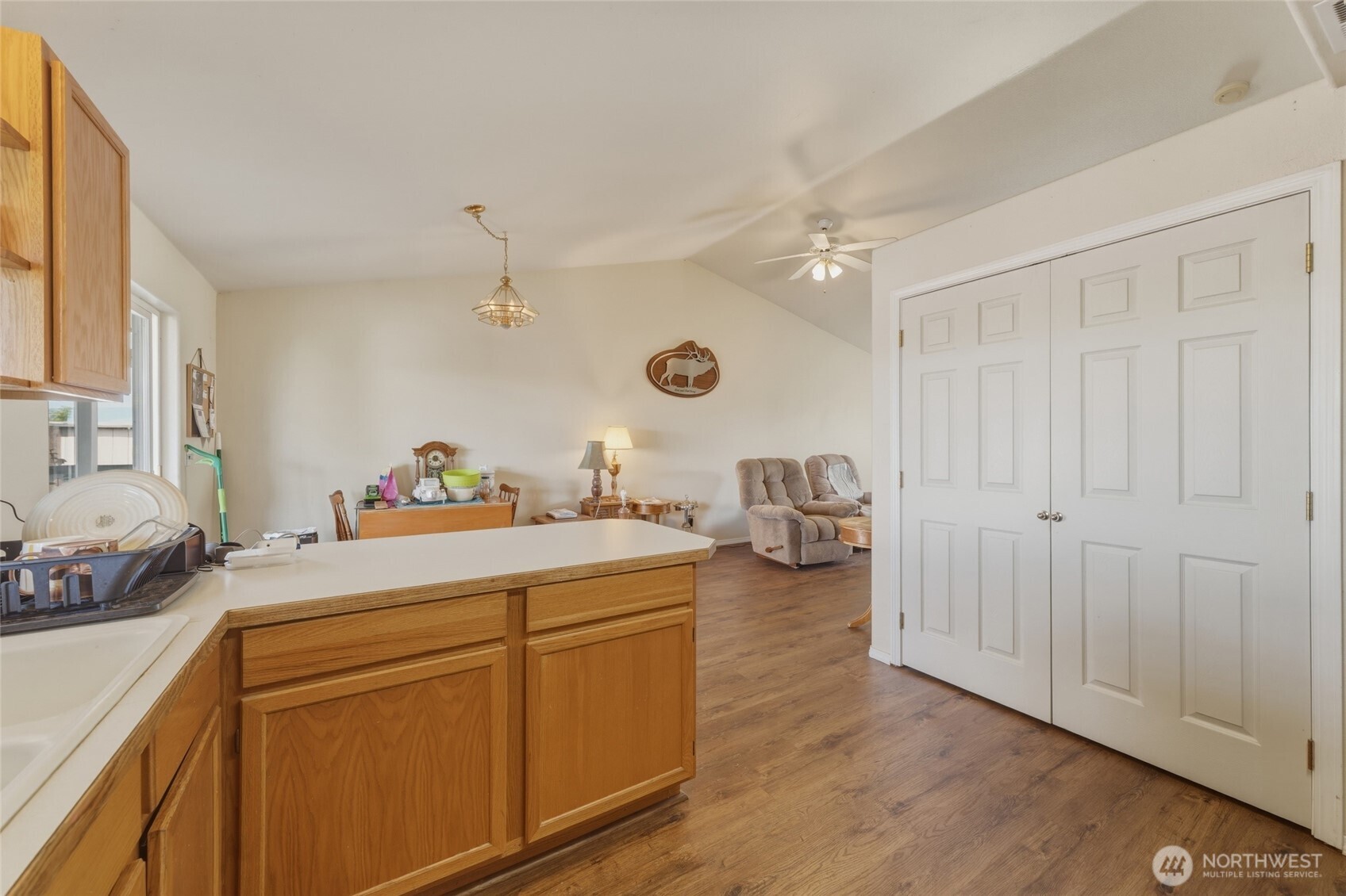 151 NE 15th Avenue , Milton-Freewater, OR 97862