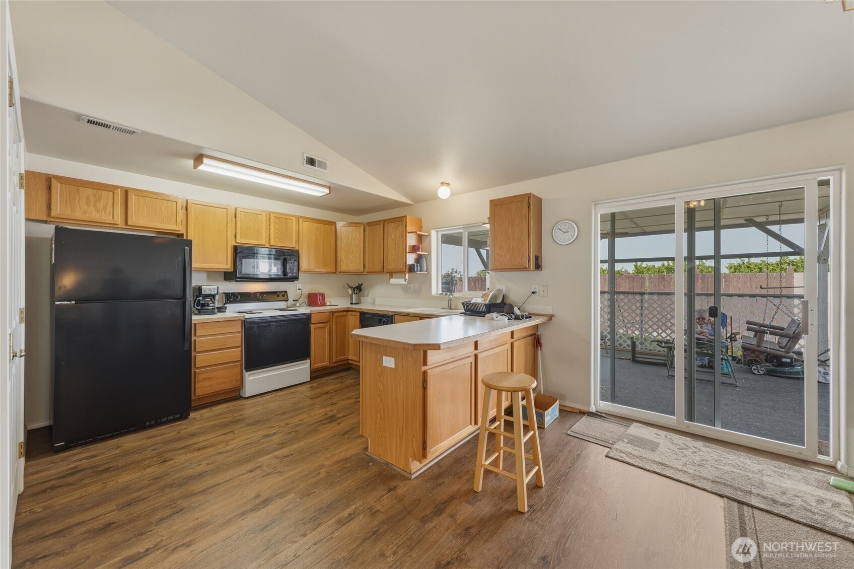 151 NE 15th Avenue , Milton-Freewater, OR 97862