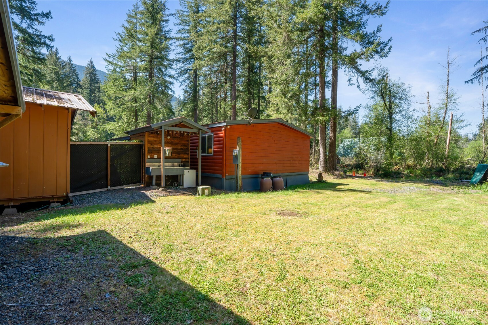 271 Skate Creek Road , Ashford, WA 98304