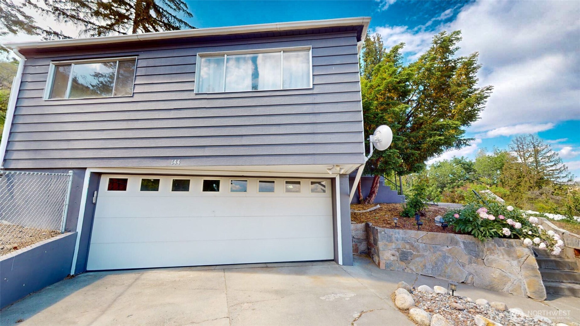 144 Montvu Drive , Omak, WA 98841