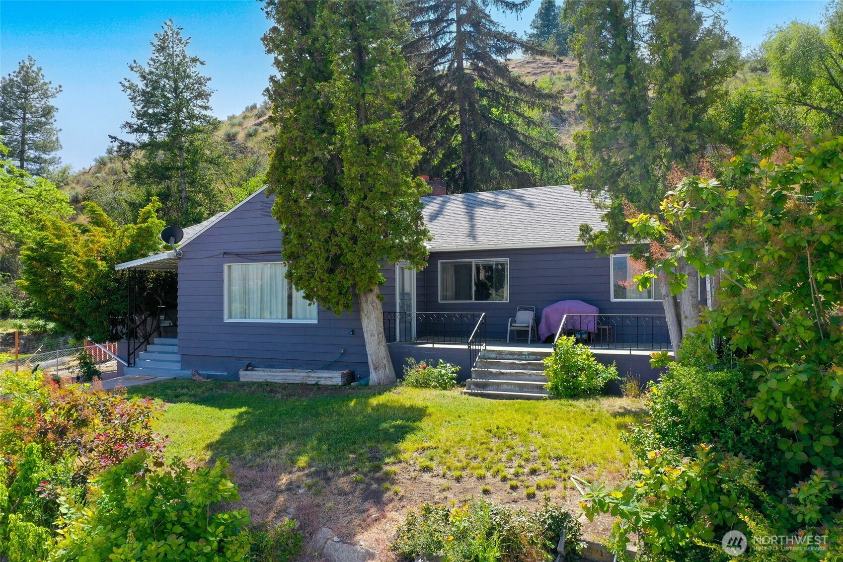 144 Montvu Drive , Omak, WA 98841
