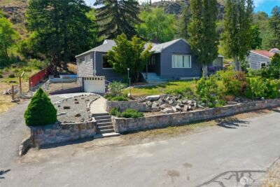 144 Montvu Drive , Omak, WA 98841 - Photo 4
