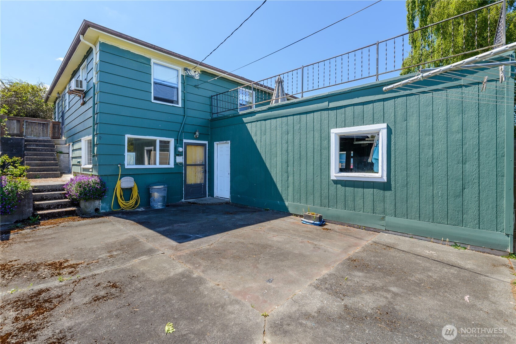 623 E 10th St , Port Angeles, WA 98362