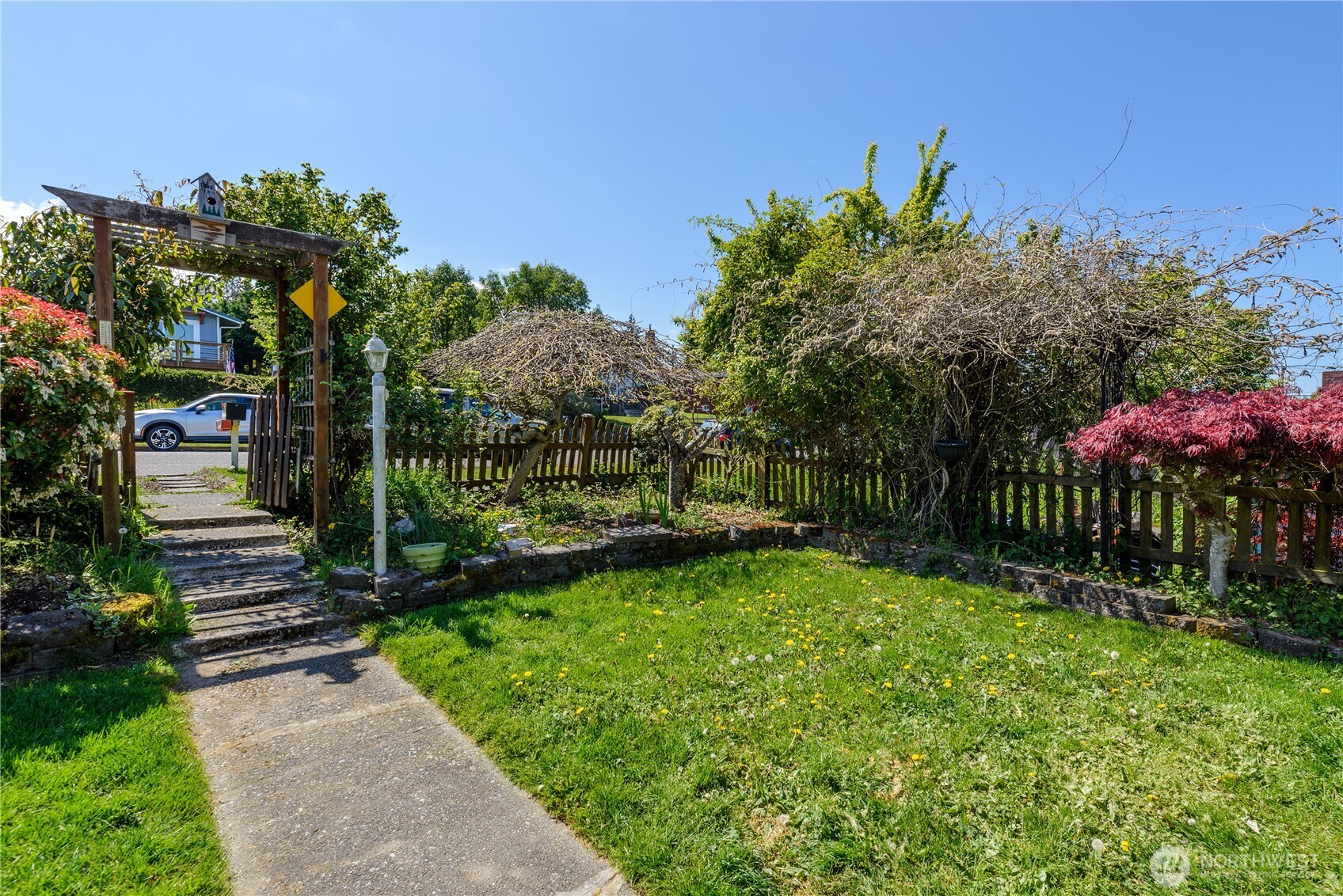 623 E 10th St , Port Angeles, WA 98362