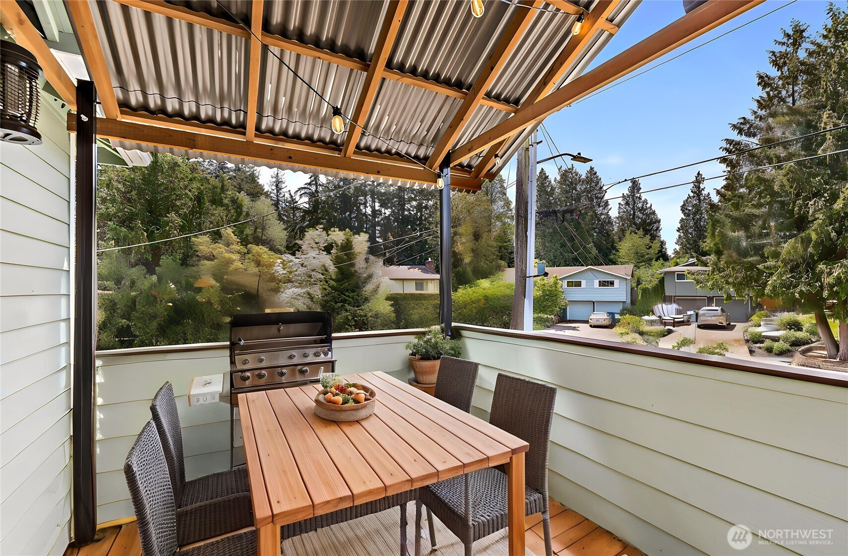 19836 Palatine Avenue N, Shoreline, WA 98133