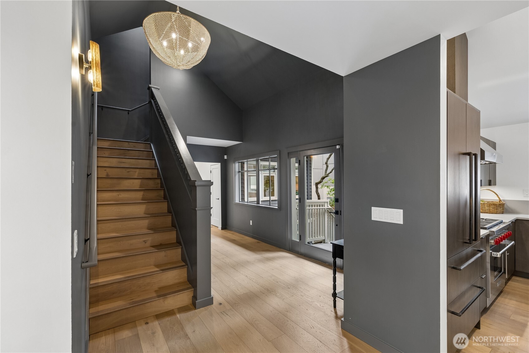 5932 California Avenue SW, Seattle, WA 98186