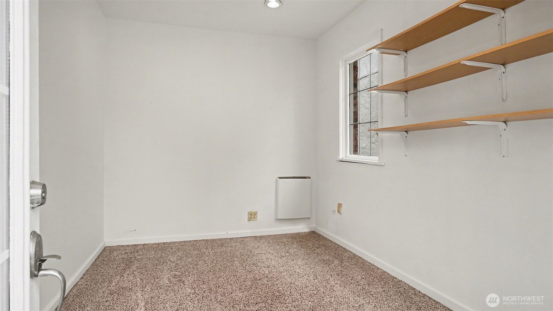 4335 NE 45th Street , Seattle, WA 98105