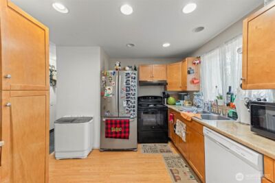 22506 Crown Circle SE, Yelm, WA 98597 - Photo 14