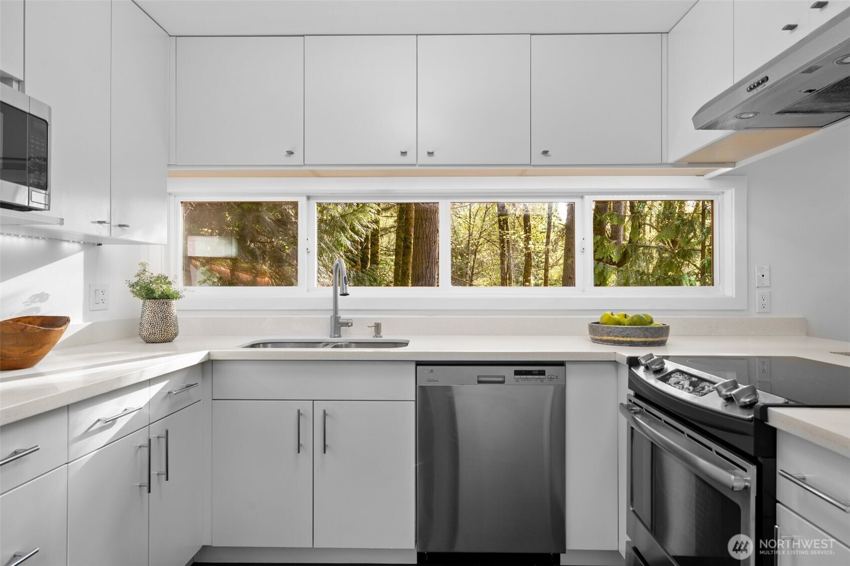 4241 155th Place SE #4-4, Bellevue, WA 98006