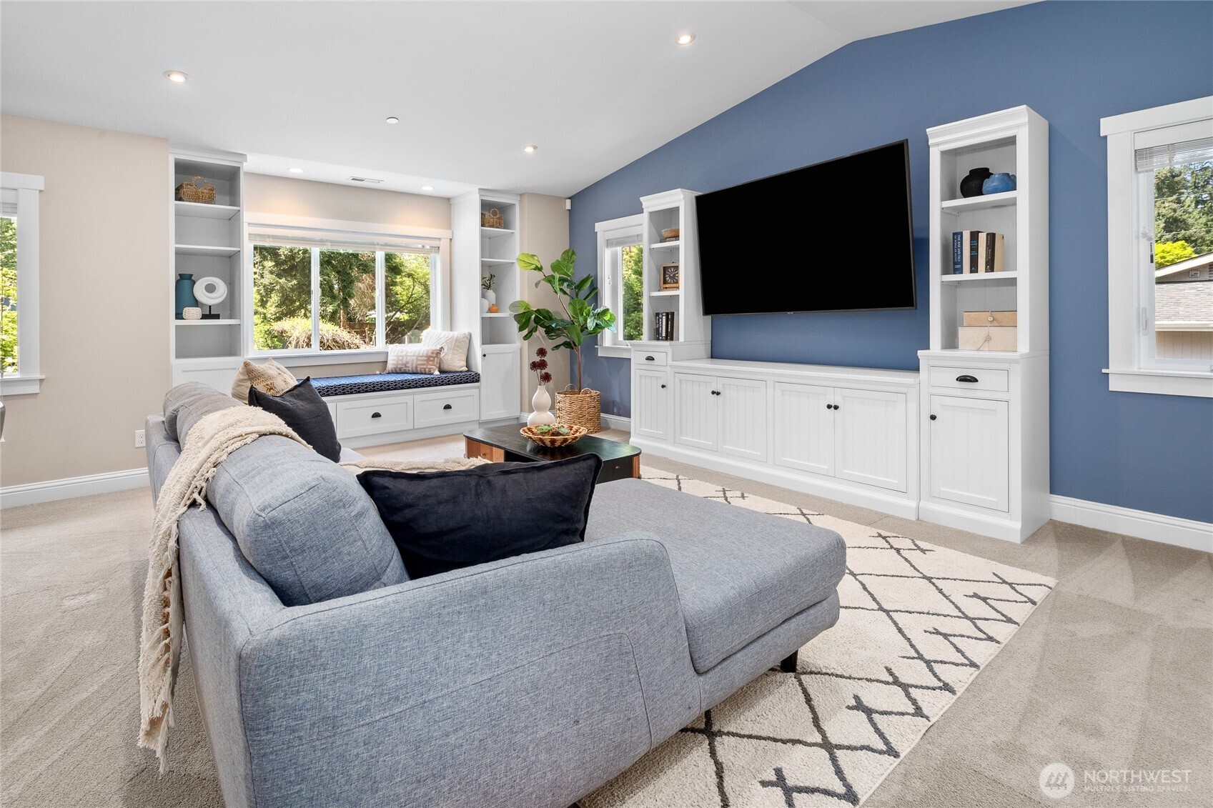 6219 89th Avenue SE, Mercer Island, WA 98040-4511