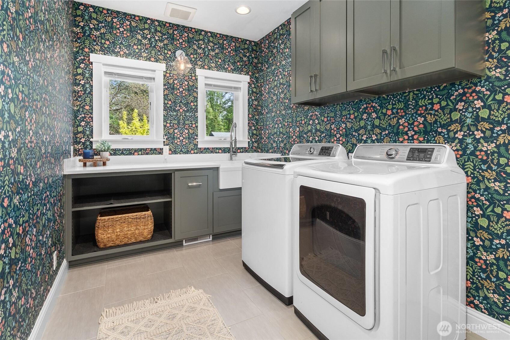 6219 89th Avenue SE, Mercer Island, WA 98040-4511