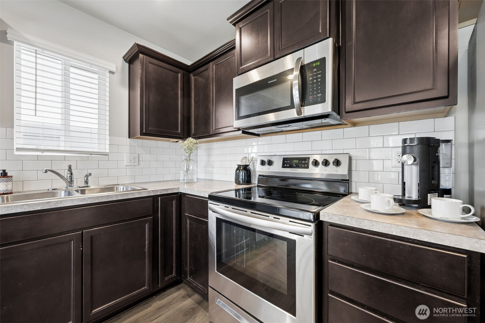 6931 Sweetgum Avenue NE, Olympia, WA 98516