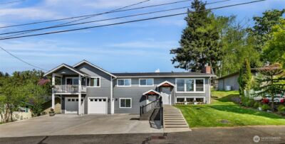 2128 St Clair Street , Bellingham, WA 98229
