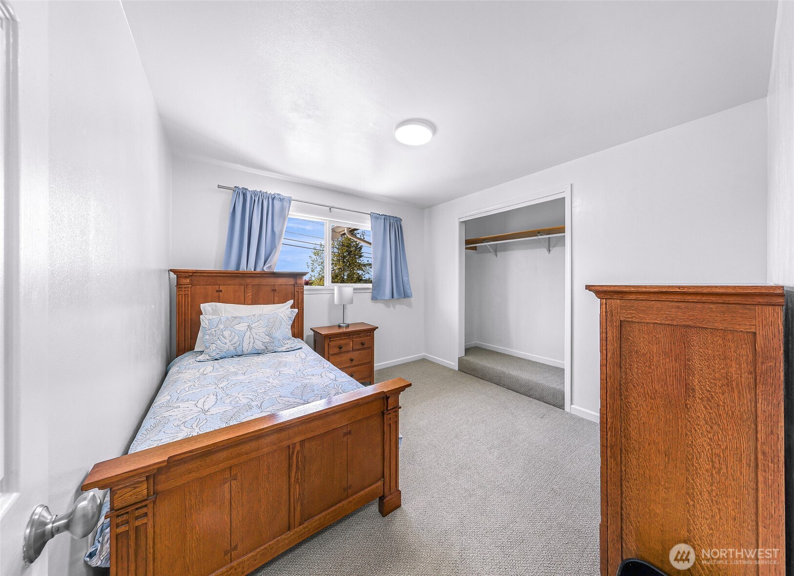 2128 St Clair Street , Bellingham, WA 98229