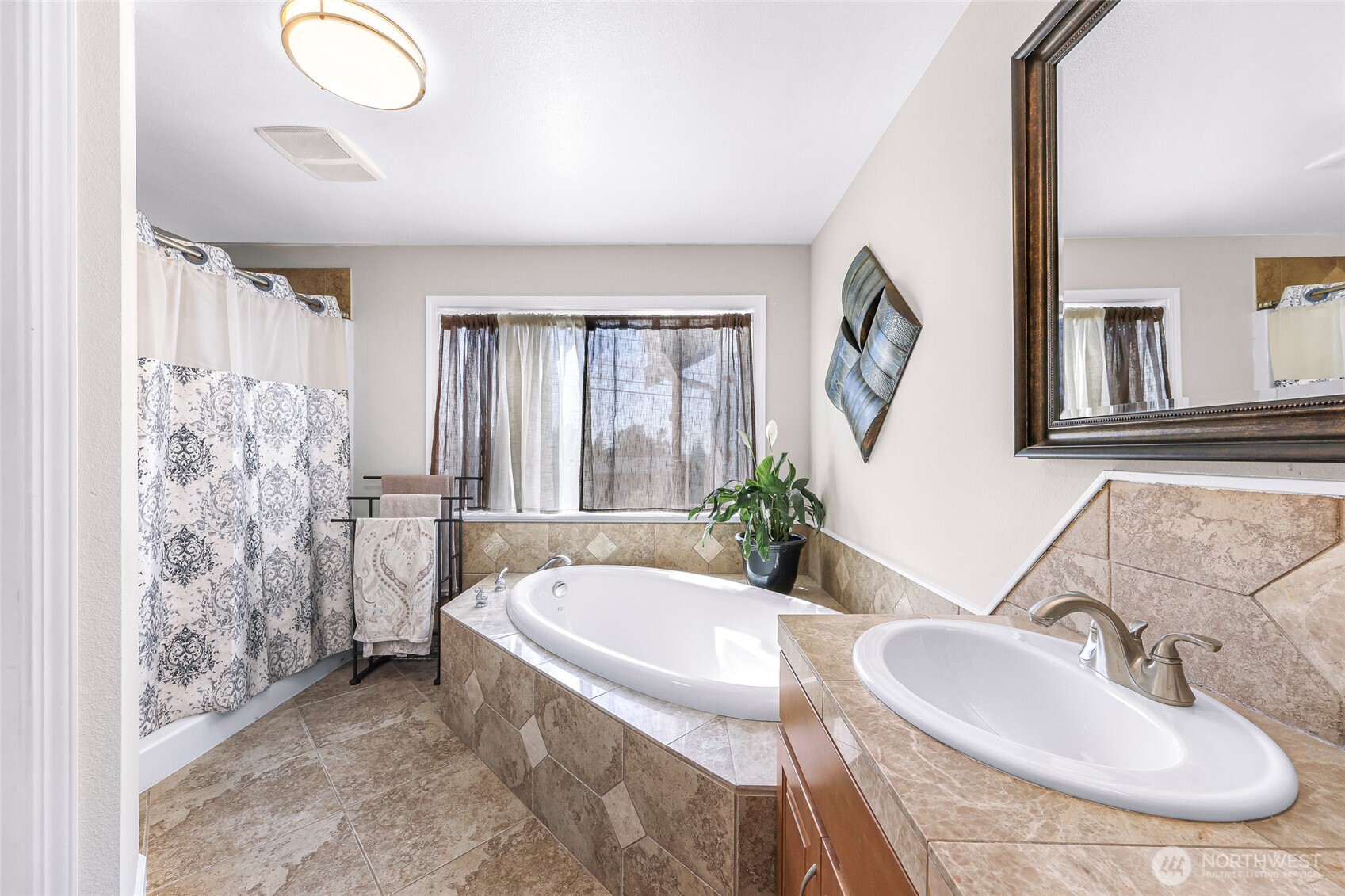2128 St Clair Street , Bellingham, WA 98229