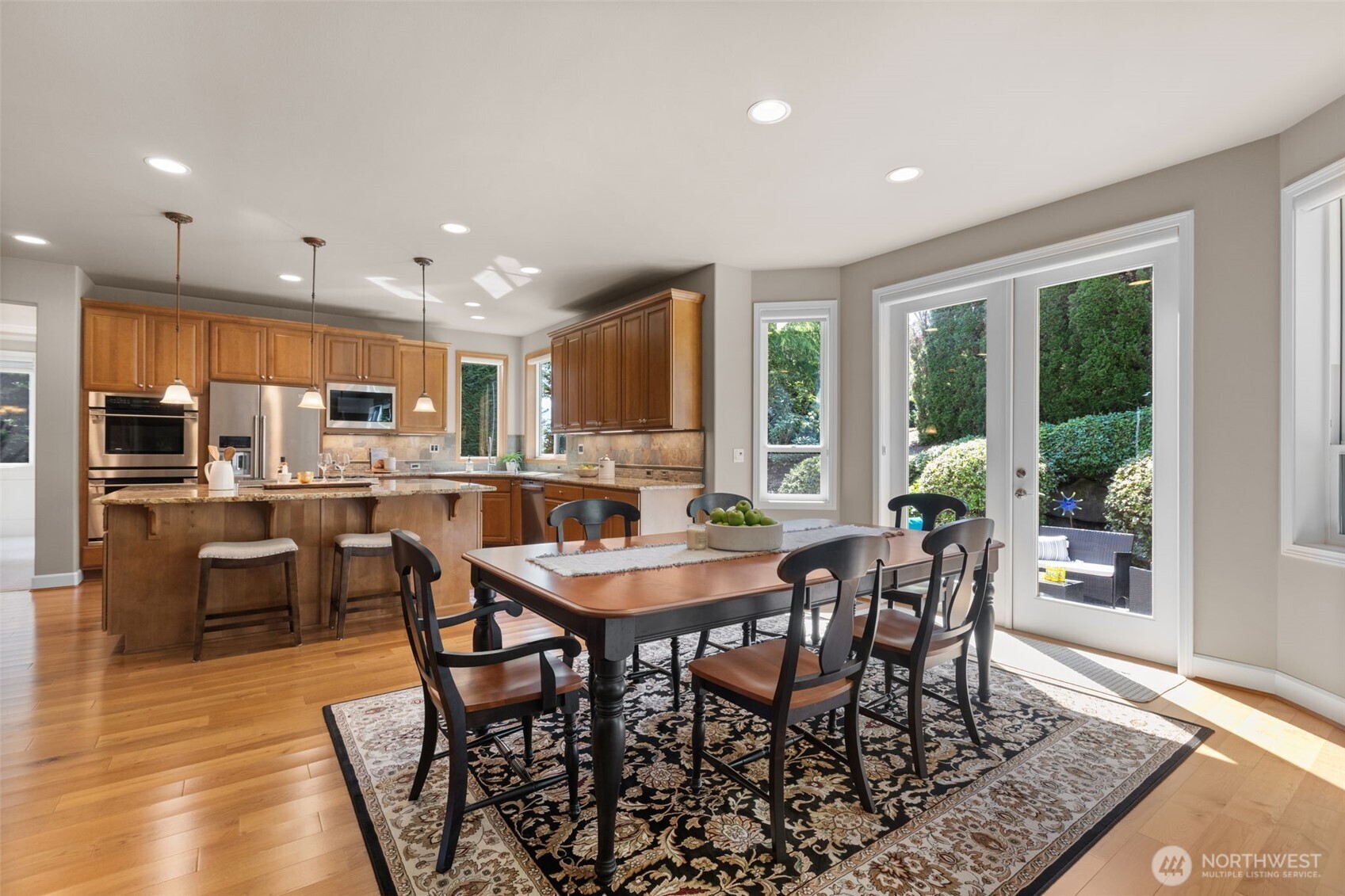 2759 NW Pine Cone Place , Issaquah, WA 98027
