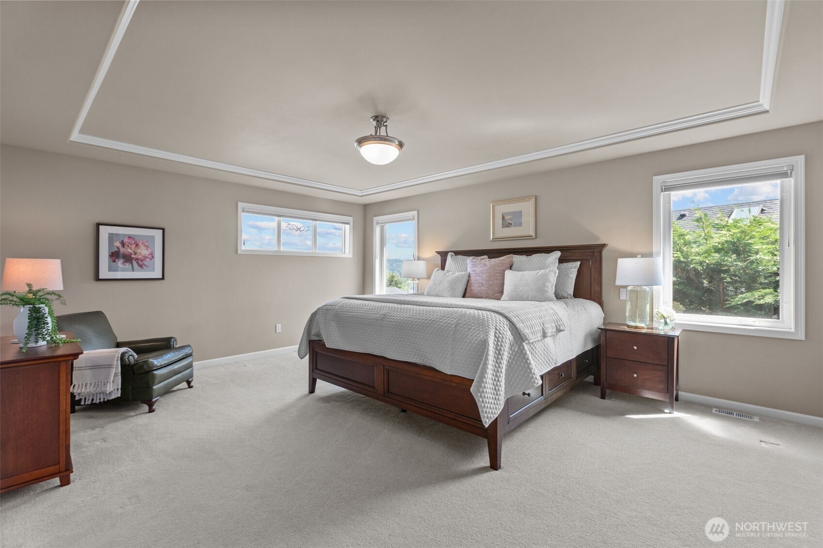 2759 NW Pine Cone Place , Issaquah, WA 98027