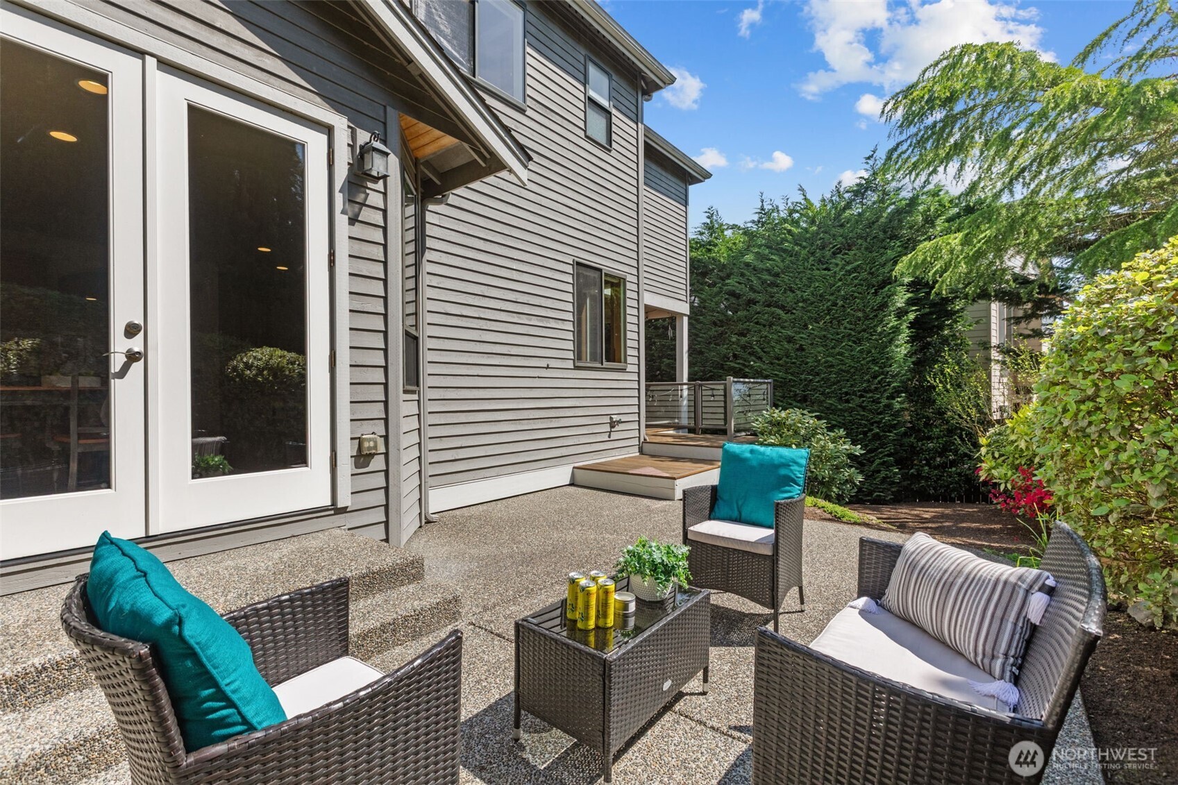 2759 NW Pine Cone Place , Issaquah, WA 98027