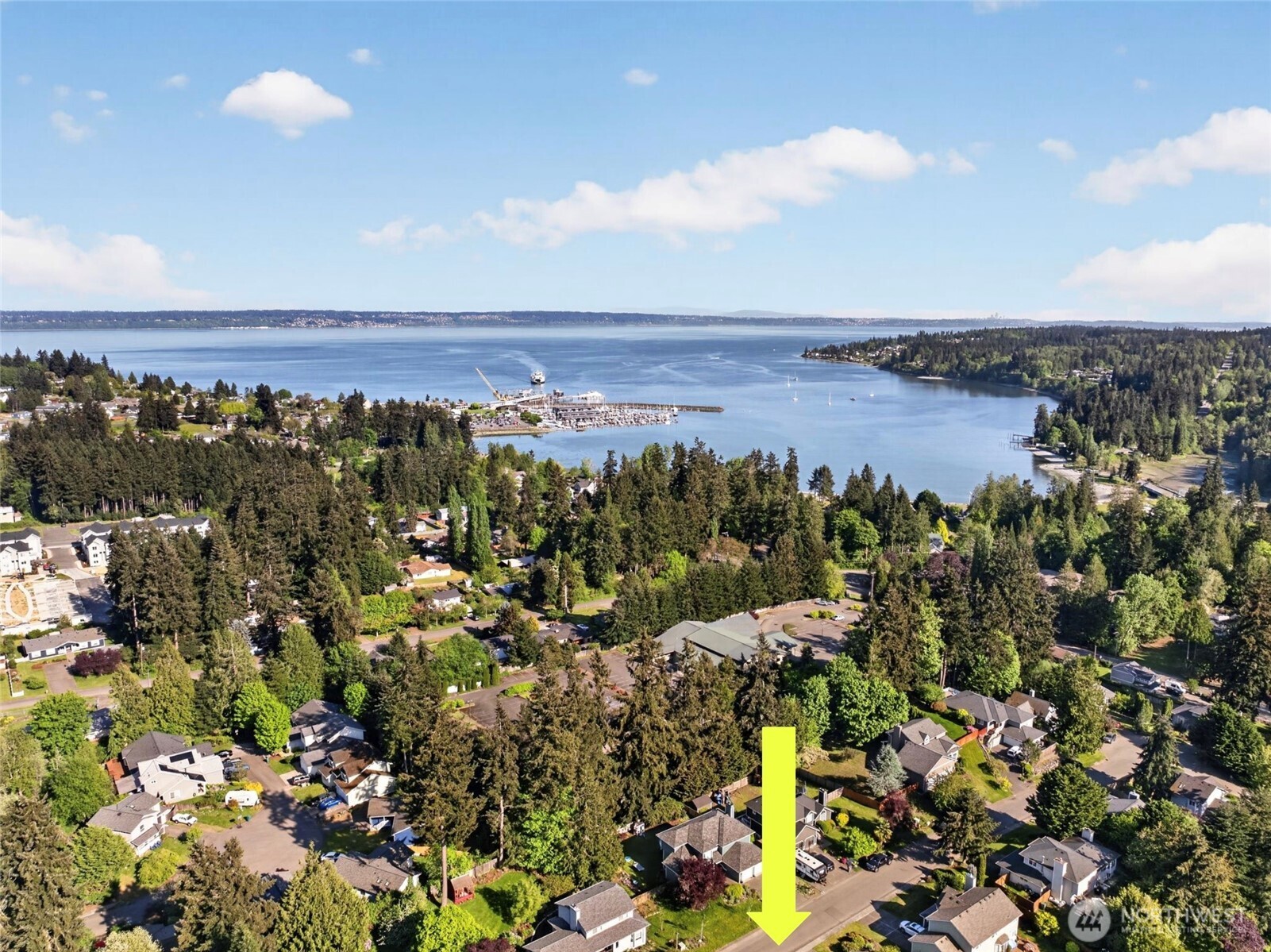 6906 NE Carpenter Ln , Kingston, WA 98346