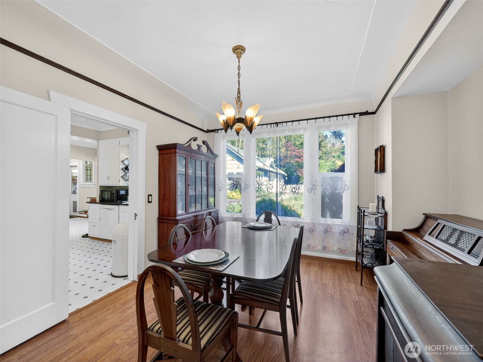 6906 NE Carpenter Ln , Kingston, WA 98346