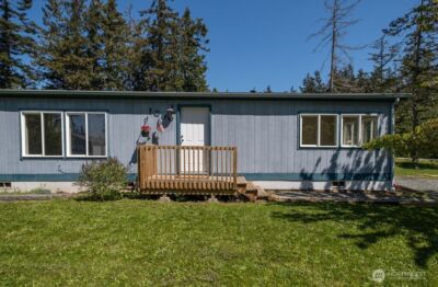 1090 Paul Avenue , Oak Harbor, WA 98277