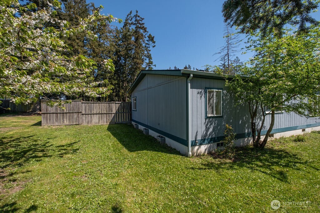 1090 Paul Avenue , Oak Harbor, WA 98277