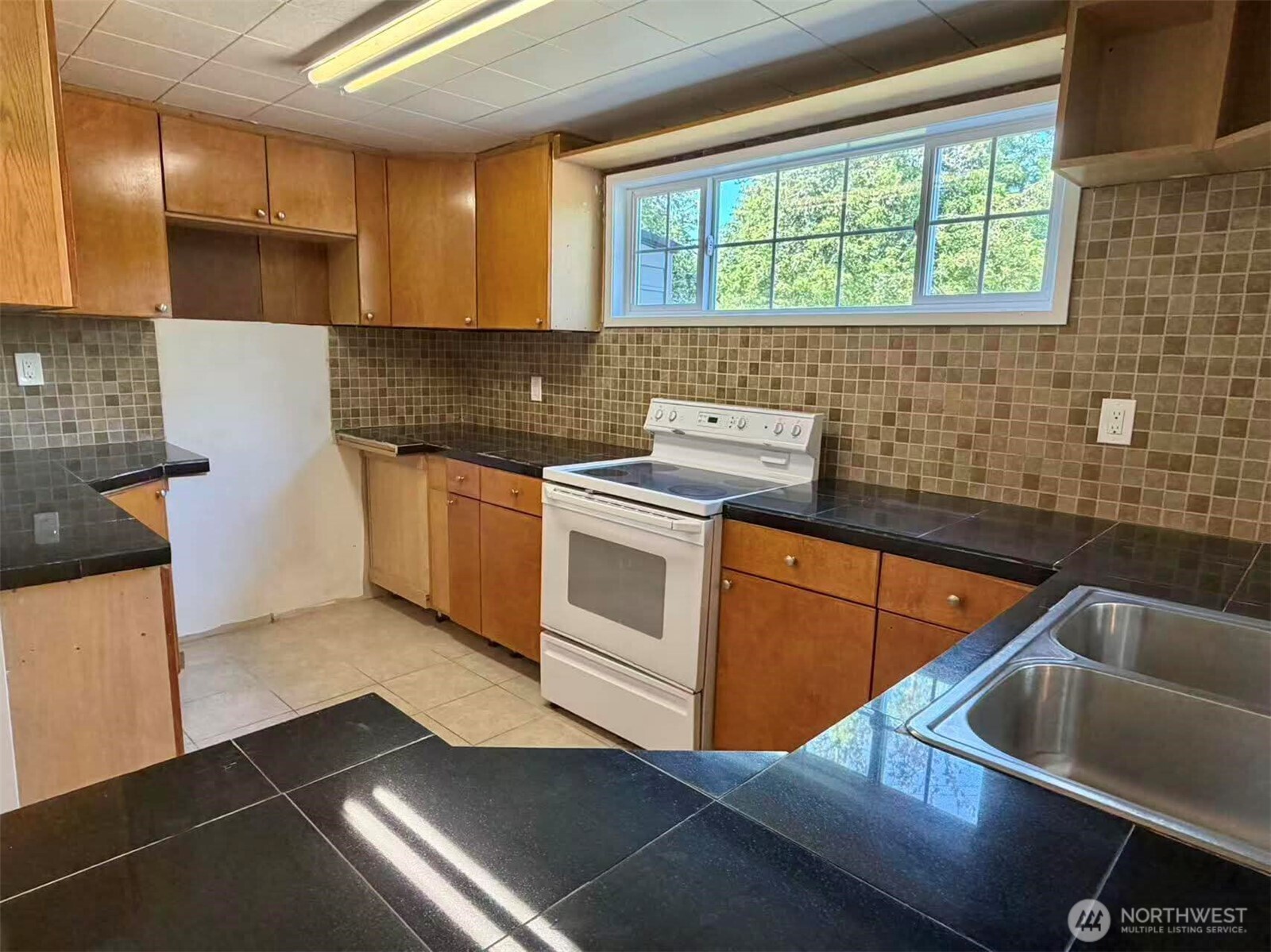 2508 SE 16th St , Renton, WA 98058-4632
