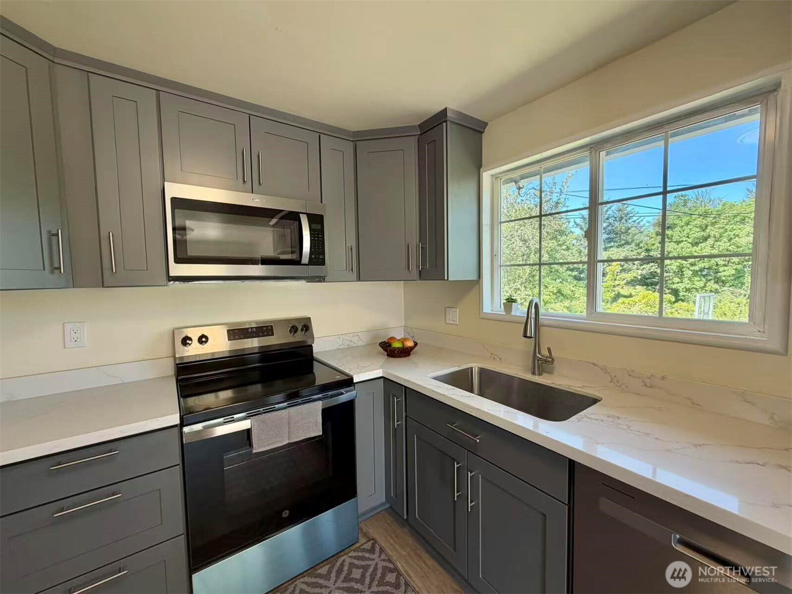 2508 SE 16th St , Renton, WA 98058-4632