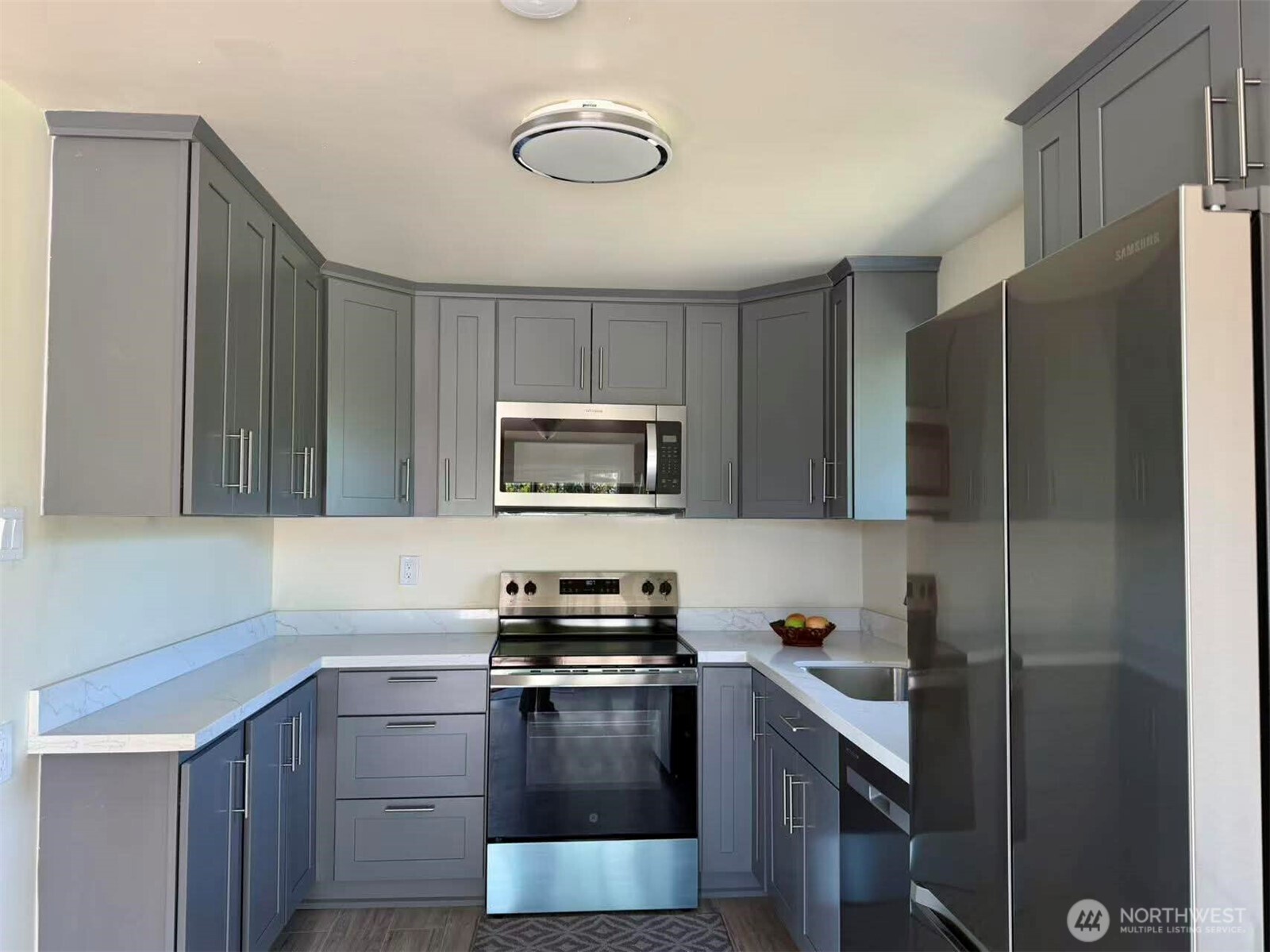 2508 SE 16th St , Renton, WA 98058-4632