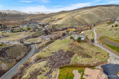 1395 Mountain Vista , Wenatchee, WA 98801 - Photo 13