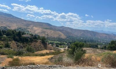 1395 Mountain Vista , Wenatchee, WA 98801 - Photo 3