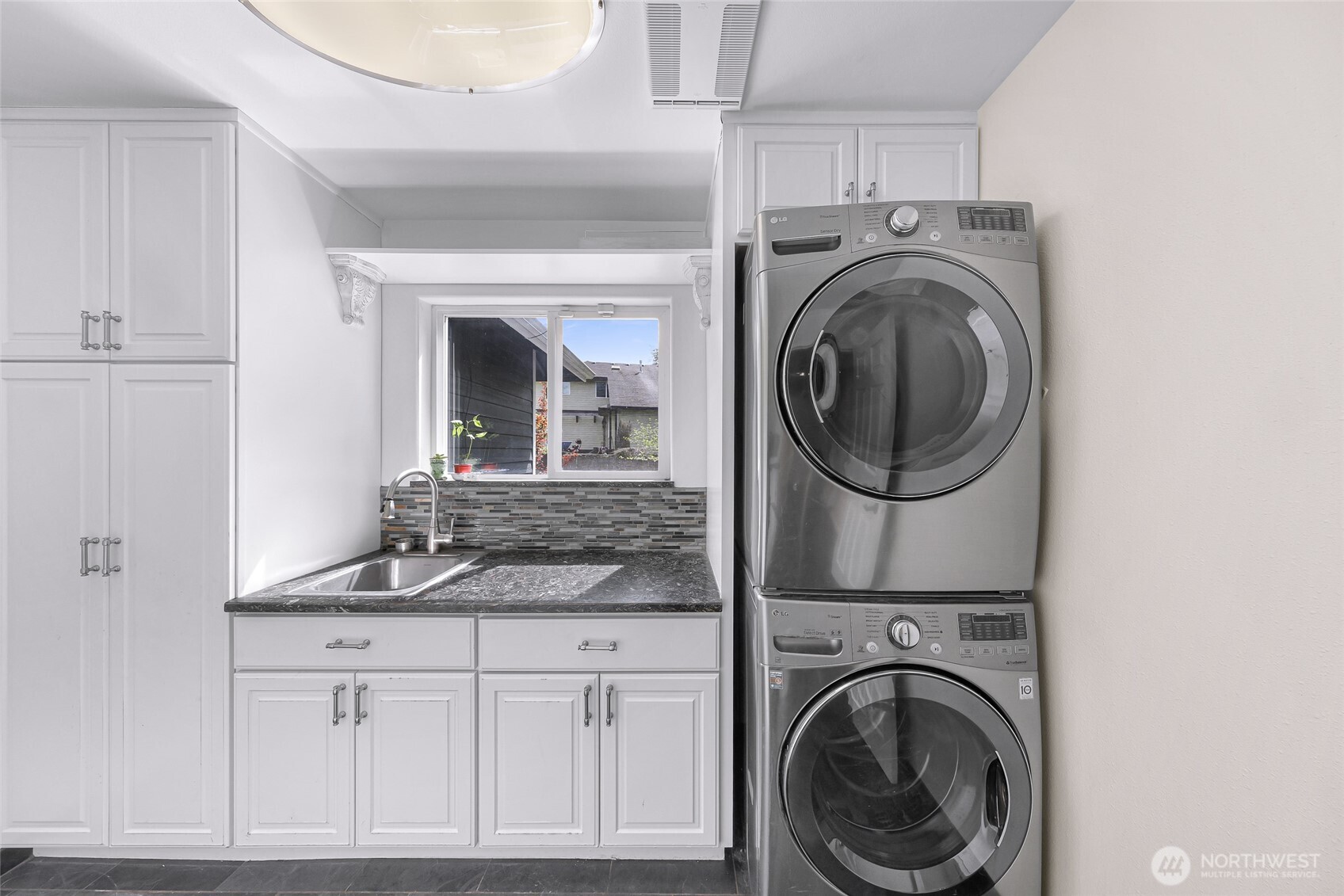 3025 Niagara Street , Bellingham, WA 98226
