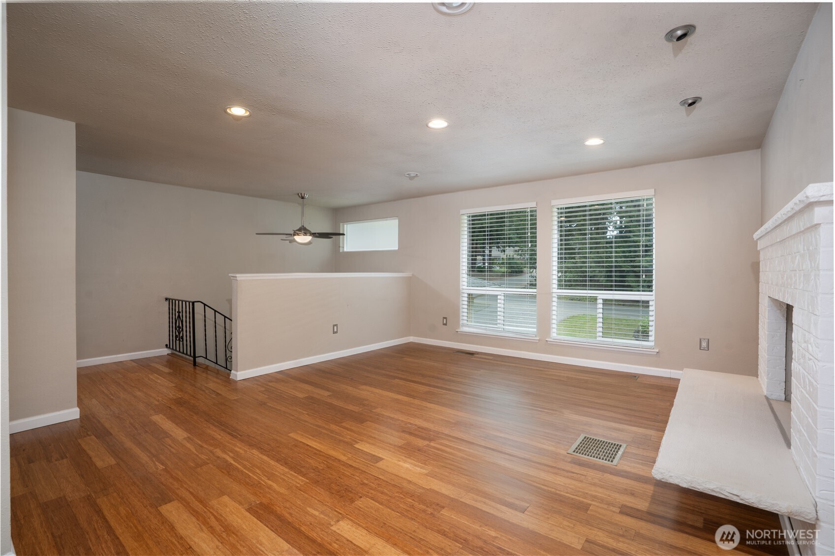 13924 55th Avenue NW, Gig Harbor, WA 98332