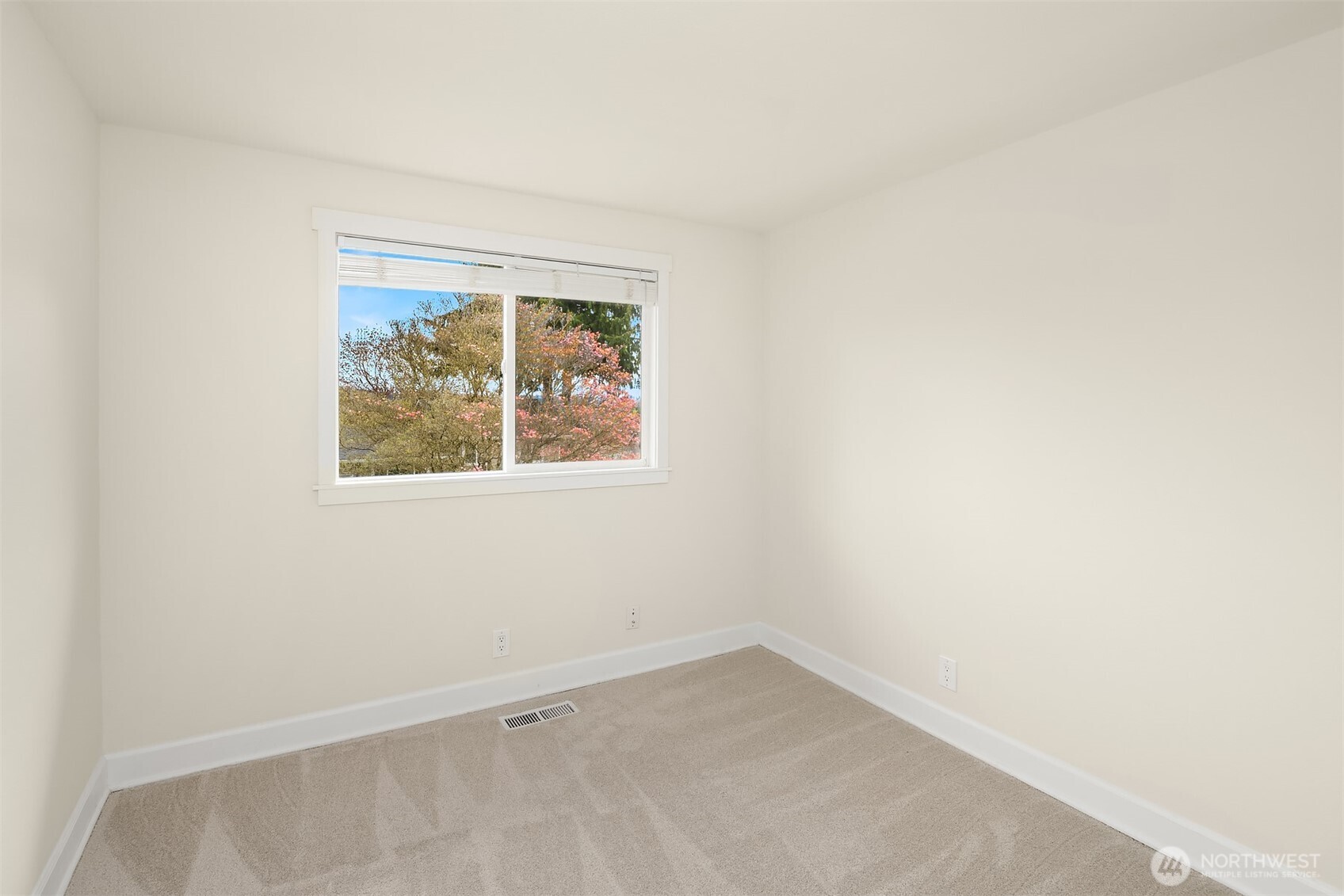 14011 98th Avenue NE, Kirkland, WA 98034