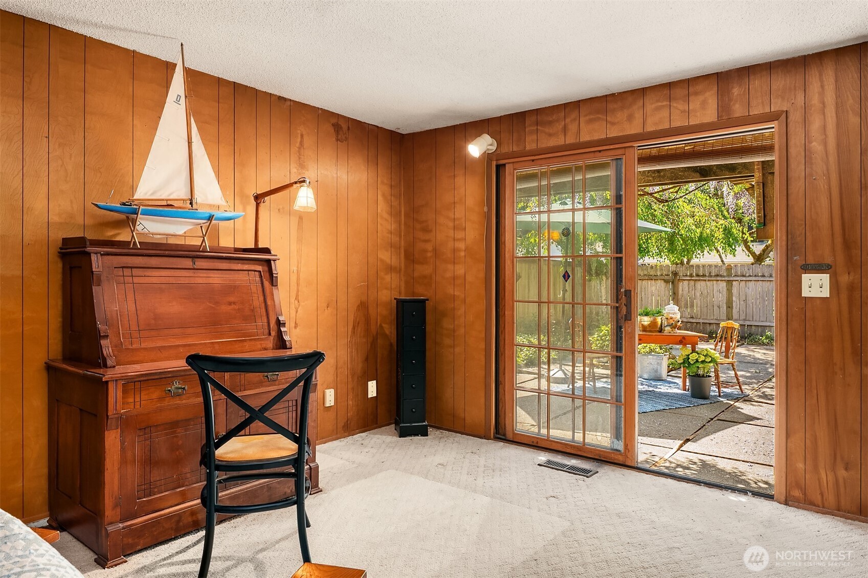 1260 168th Avenue NE, Bellevue, WA 98008