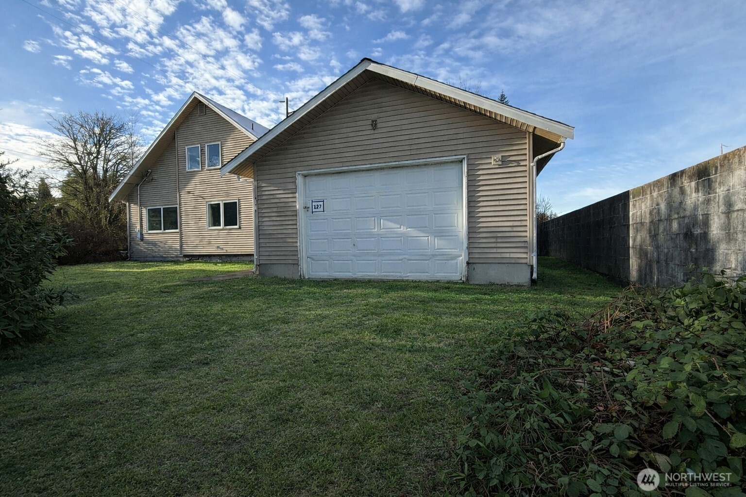 127 10th Street , Sultan, WA 98294