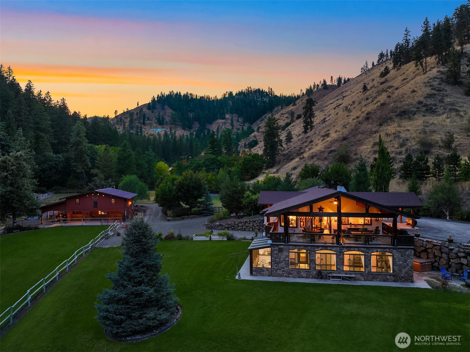 951 Willems Road , Cashmere, WA 98815