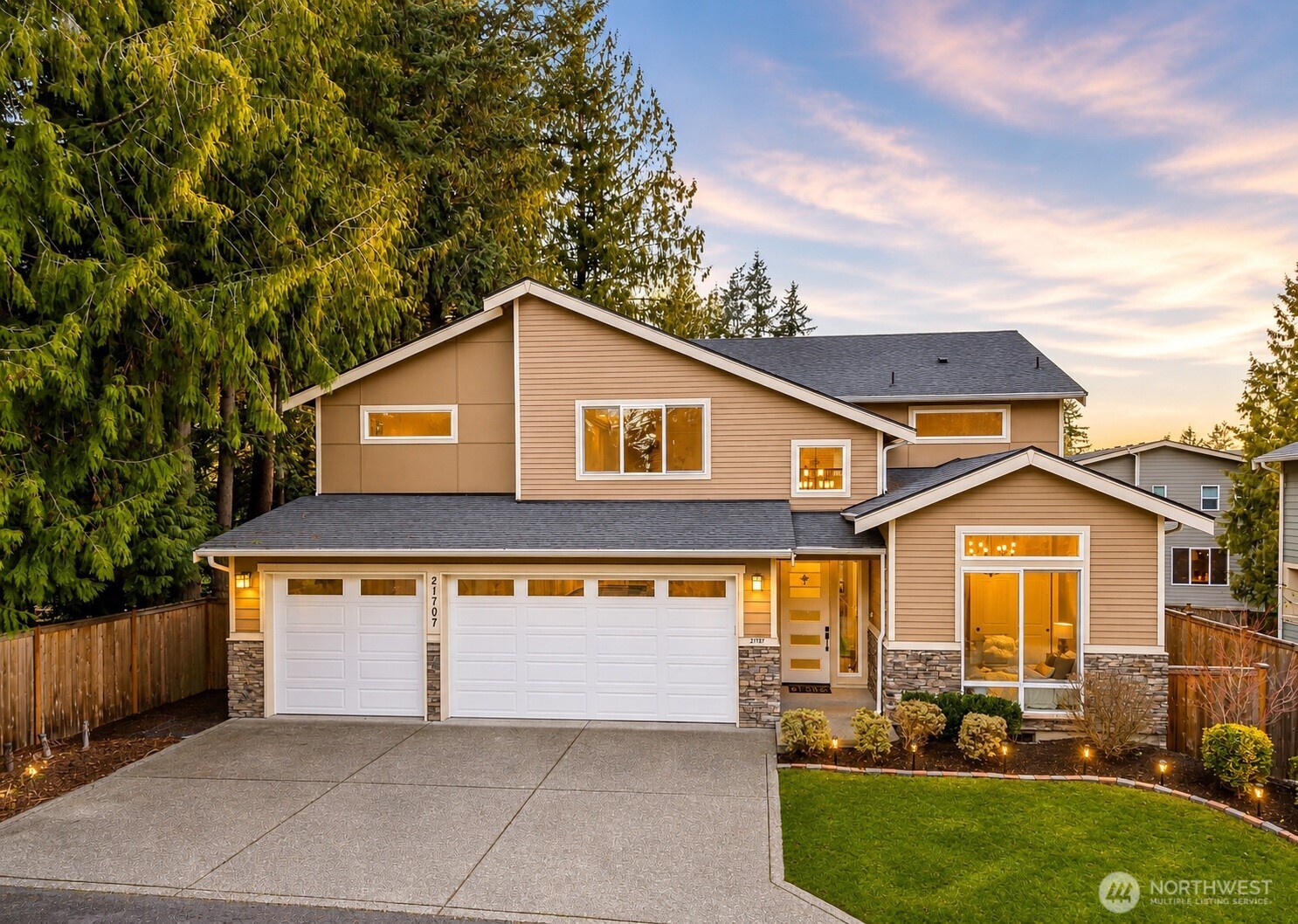 21707 2nd Avenue SE, Bothell, WA 98021